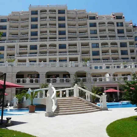 Sunrise Luxury Sauth Bay Апартаменти *