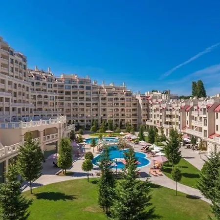 Апартамент Sunrise Luxury Sauth Bay