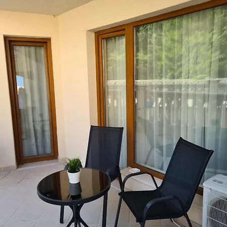 Апартамент Sunrise Luxury Sauth Bay *