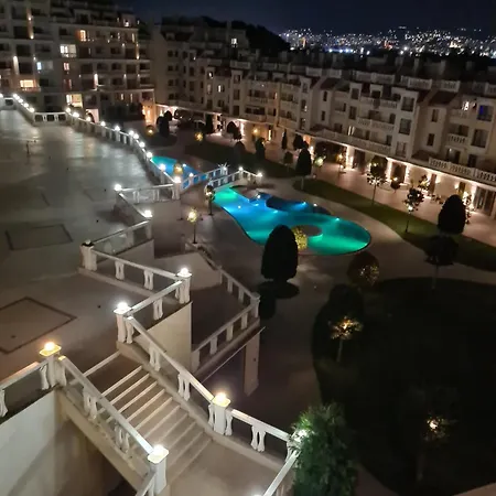 Sunrise Luxury Sauth Bay Apartament *