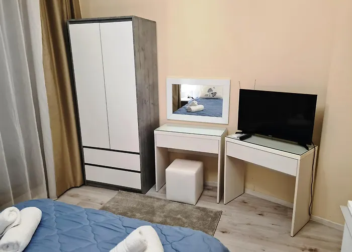 Sunrise Luxury Sauth Bay * וארנה