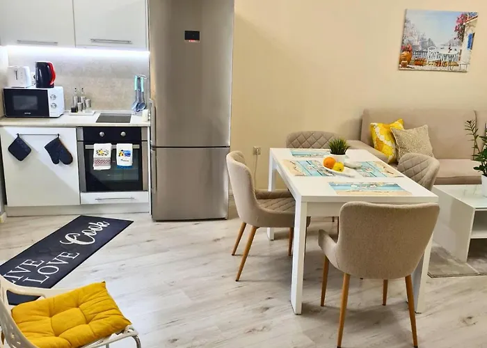 דירה Sunrise Luxury Sauth Bay וארנה